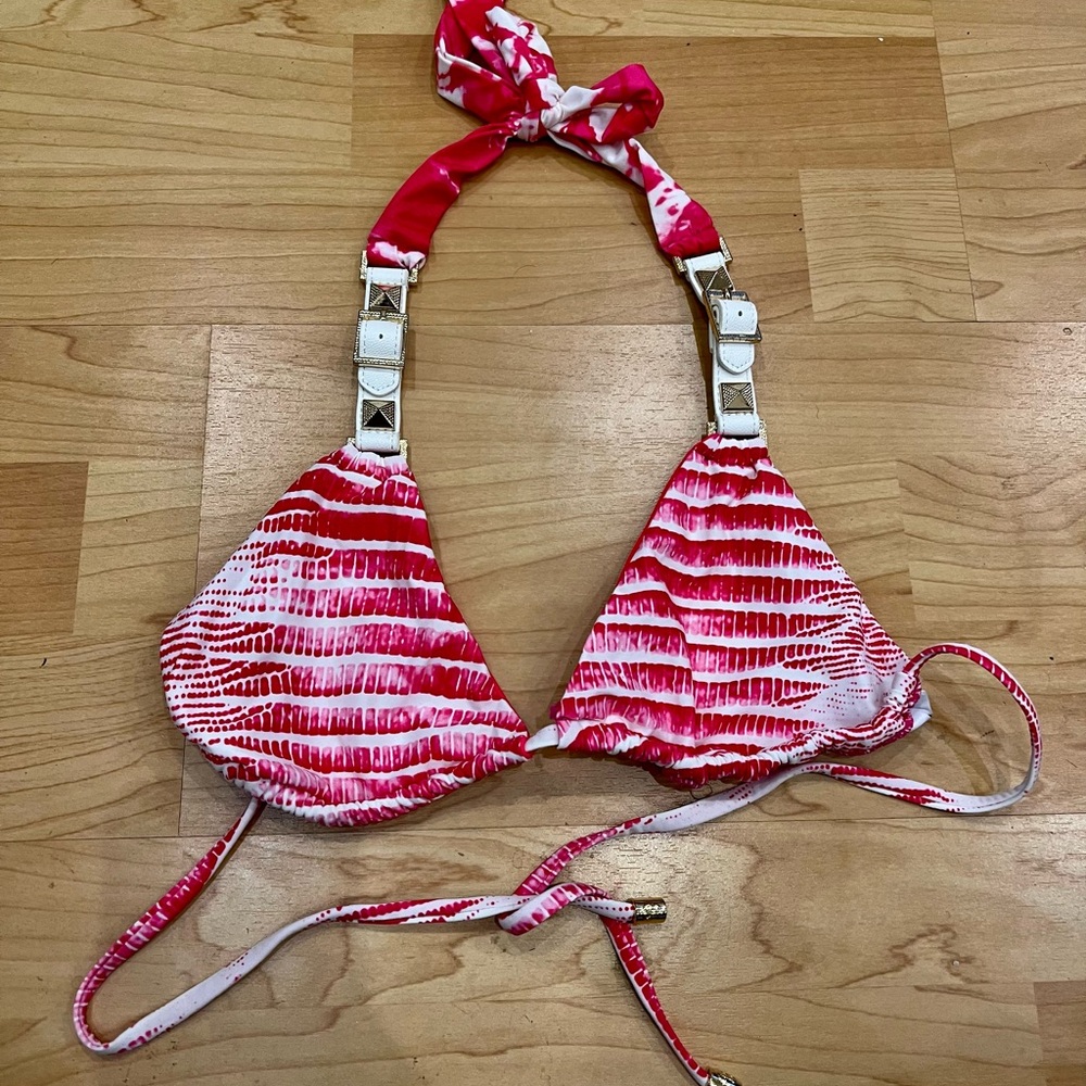 Beach Bunny bikini top S